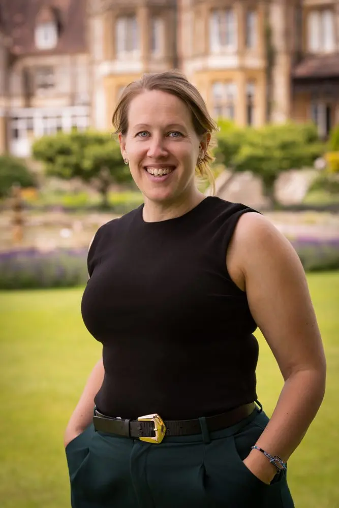 Chloe Llewellyn